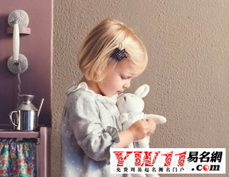 好聽(tīng)時(shí)尚的姓鄭的女孩名字三個(gè)字