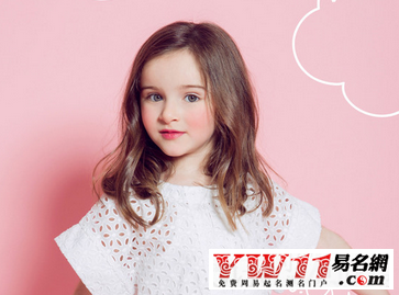 姓胡的女孩名字有內(nèi)涵詩(shī)意